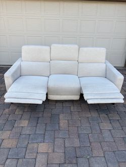 Power Recliner Sofa - Great Condition