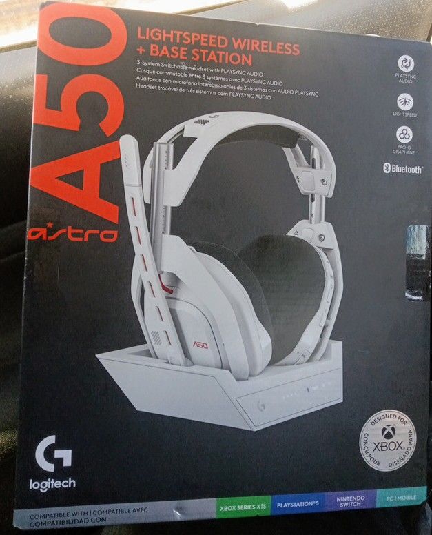 Logitech G Astro A50 LIGHTSPEED Wireless Gaming Headset + Base Station
