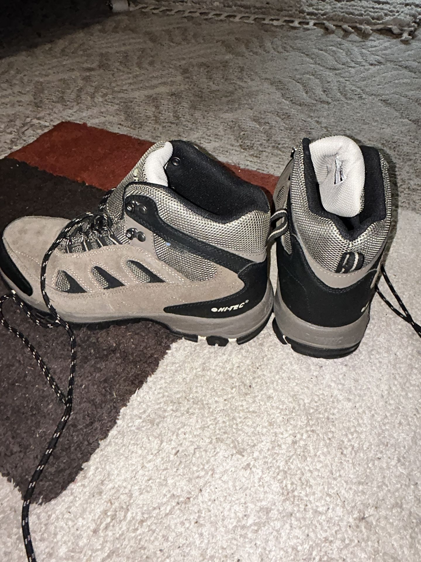 Hiking boots - HI TEC