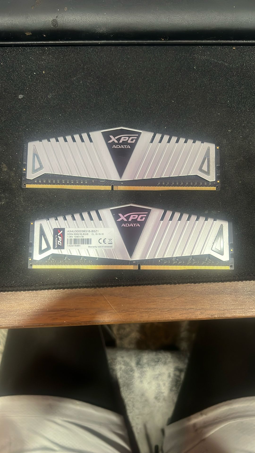 XPG Adata DDR4 8Gx2 (16G) 3000mhz Computer RAM
