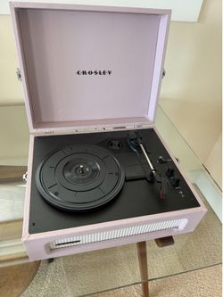 Turntable / record player