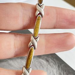 Sterling & tiger eye "X" Bracelet. TW- 7"