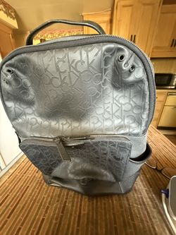 https://offerup.com/redirect/?o=Q0xBVkkuSU4= KLEIN COMPUTER BACK PACK $60