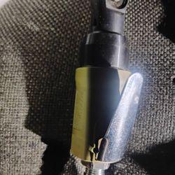 Central Pneumatic Stubby 1/4 Inch Drive Reversible Professional Air Ratchet New Never Offered Online In Store Only Look @