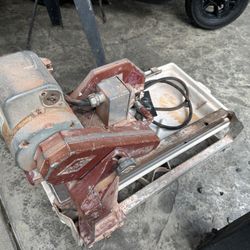MK Diamond Wet Tile Saw 