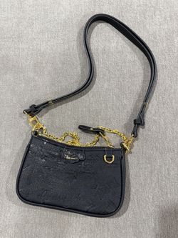 Pouch purse