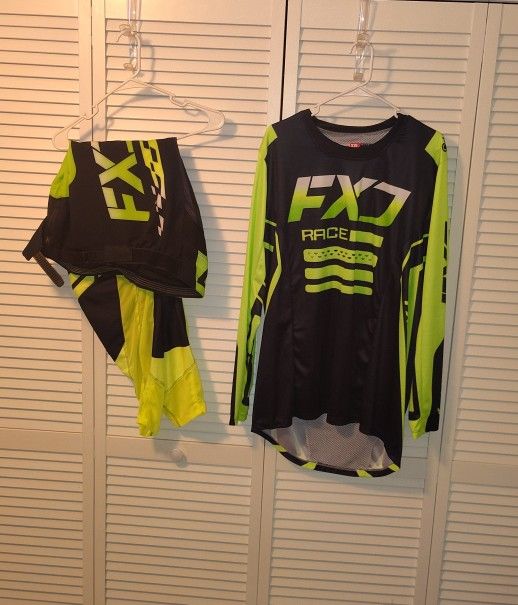 New FXJ Motercycle Riddle Gear