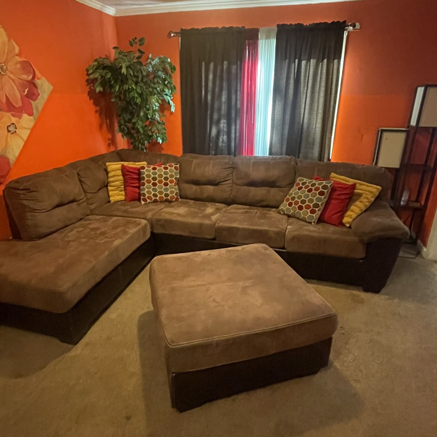 L Shaped Sectional With Ottoman 