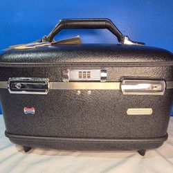 Vintage '60s/70s American Tourister Hard Shell Train / Makeup / Camera Case / Luggage w/ Key & Tags 
