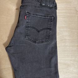 Men’s Levi’s 513 Jean Size 36x30 ( Great Condition)