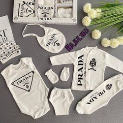 New Born Clothes Gift Set