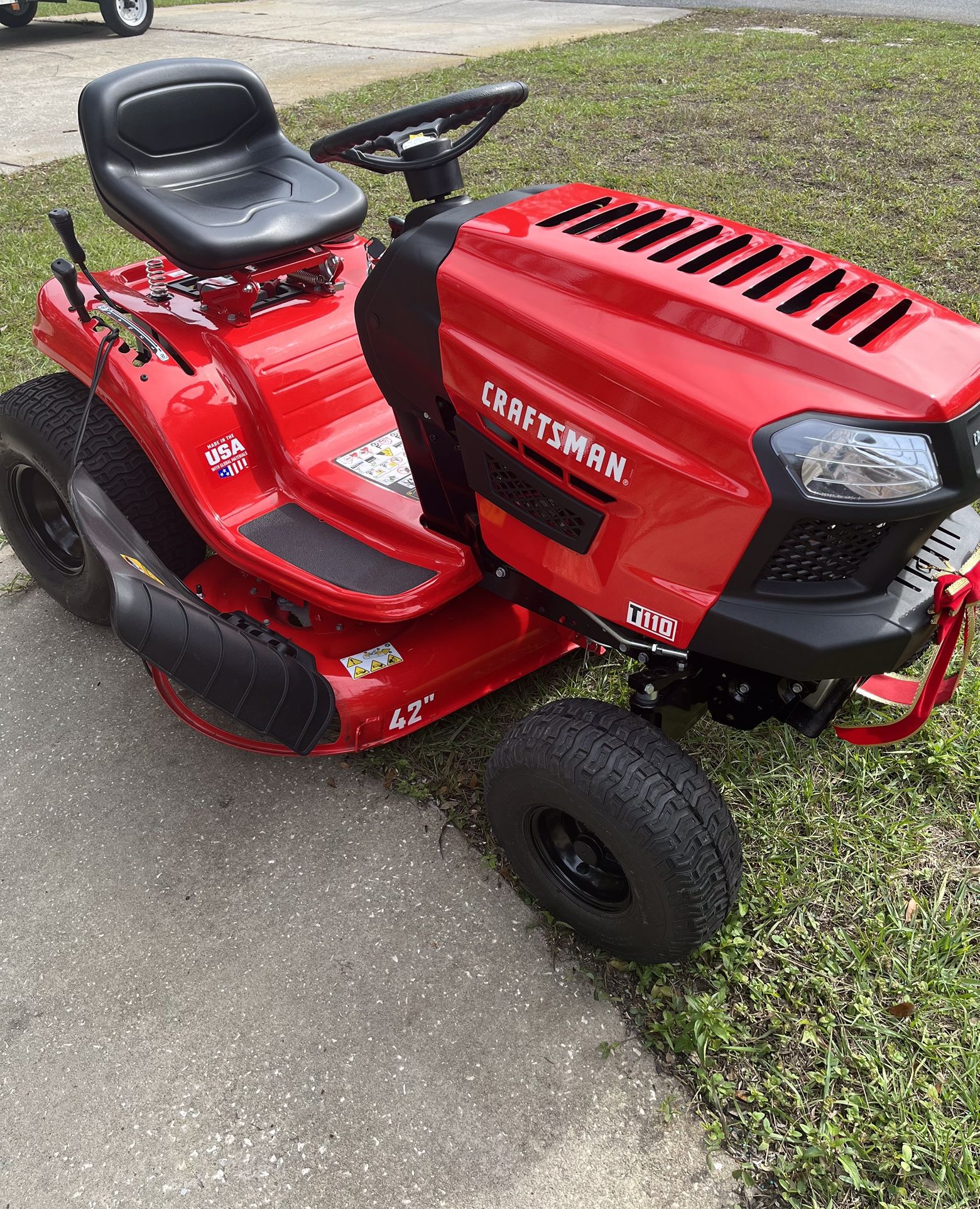 Craftsman T110 Riding Lawn Mower