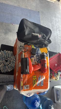 Drill Black and Decker 18 Volt