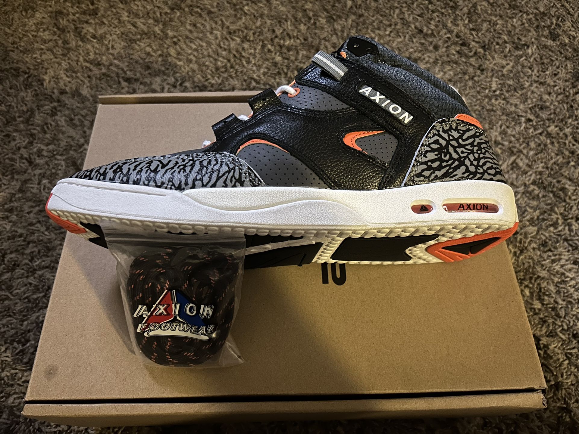 Axion Genesis Mid Elephant (Kareem Campbell) Black/Elephant Print Size: 12 (Brand New)