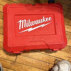 Milwaukee 2432-22 M12 ProPEX Expansion Tool Kit