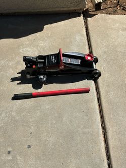 GM Goodwrench 2-Ton Floor Jack