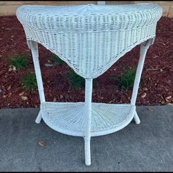 Beautiful white wicker half round wooden accent table for your home. Priced to sell fast with minimal wear gently used as pictured.