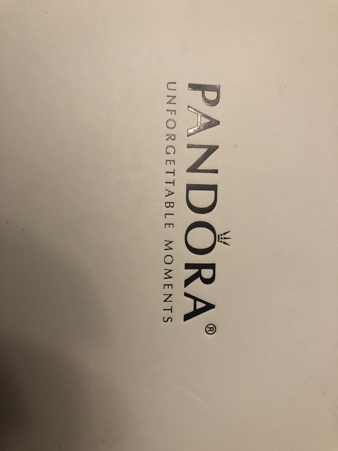 Original Pandora box for your pandora charms and bracelet !