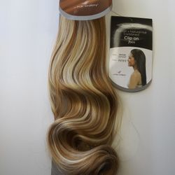 22" Wavy Blonde highlights # 27/613 Clip-on Hair Extensions - get length and fullness