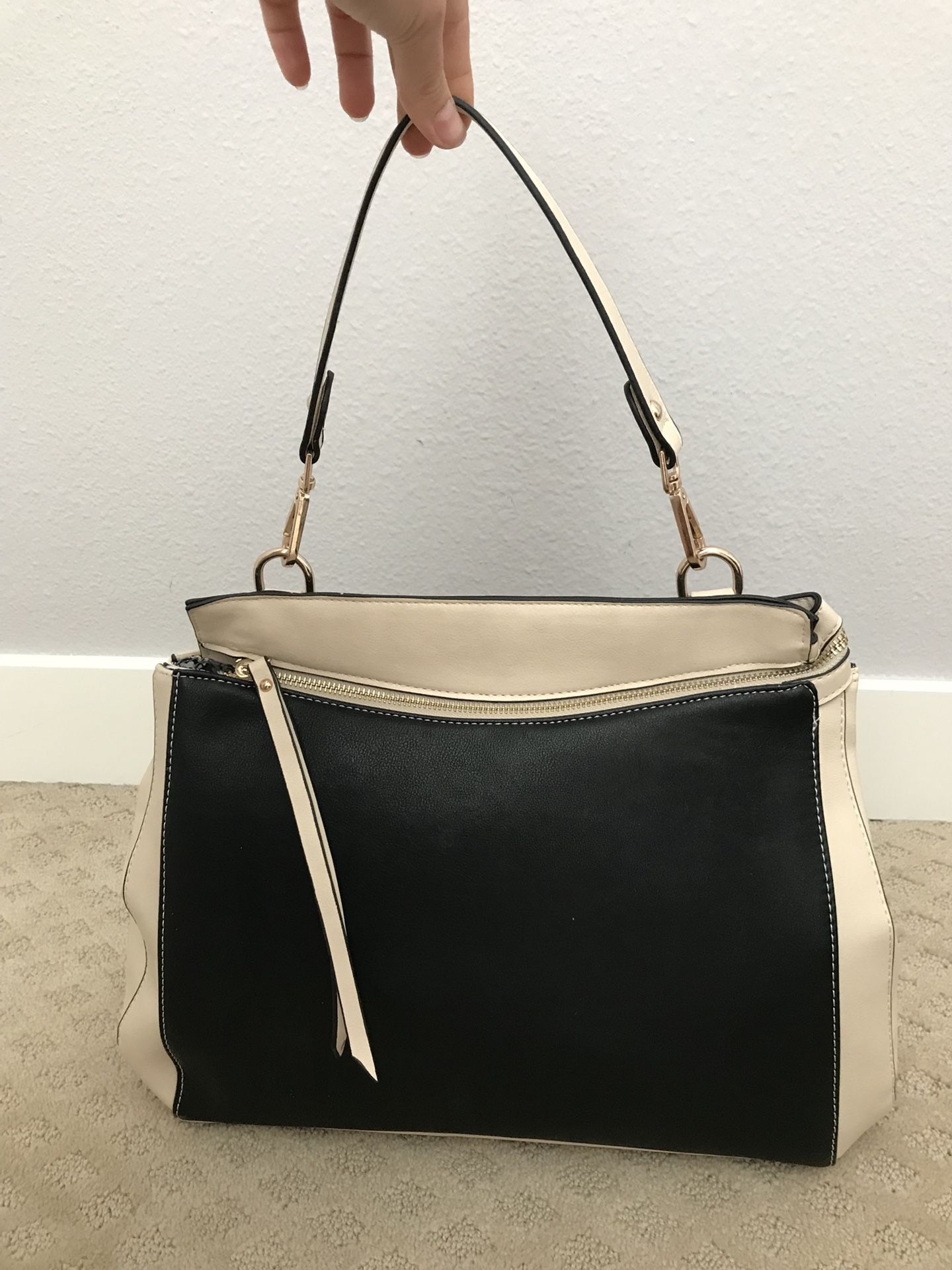 Black and beige bag