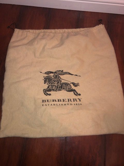 Burberry Authentic Haymarket Orchid Bowling Bag Chocolate for