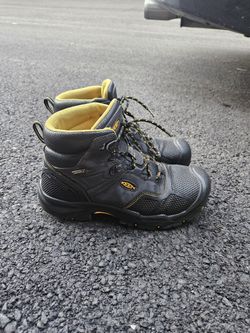 KEEN Utility Steel Toe Work Boots Men’s 10D EH Waterproof Black Yellow