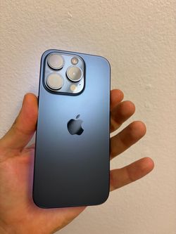 Apple iPhone 15 pro unlock no sim restrictions 128gb paid full price apple fashion valley never used it blue color great condition like new