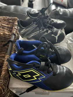 Toddler Soccer cleats Size 8 