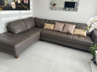 Sectional sofa