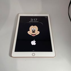 Apple iPad 6 32GB WiFi 9.7” Rose Gold -Excellent Condition  pencil ✏️ Comptible!