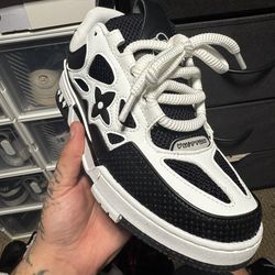 Louis Vuitton ( LV ) Shoes