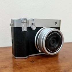 Fujifilm GFX 100RF