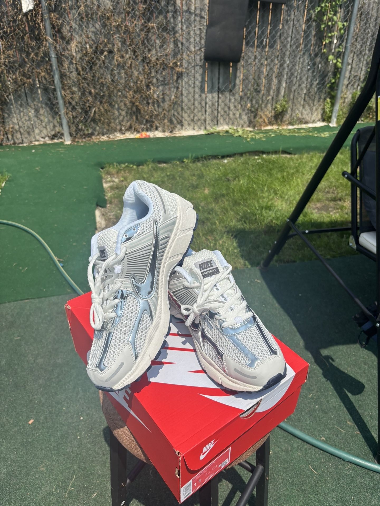 Nike Vomero 5