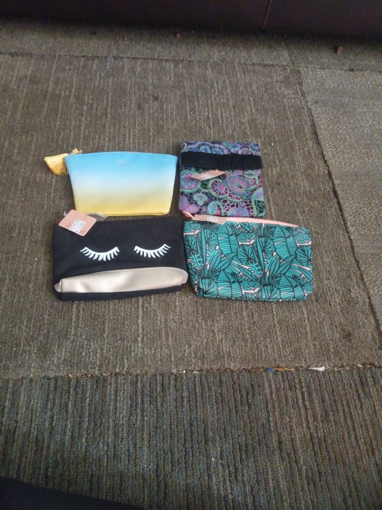 Assorted Women's 👛 Purses