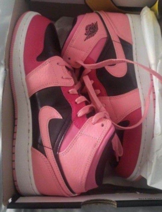 Girls Youth Jordans