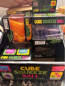 CUBE SQUISHY