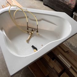 60” Fiberglass Corner Tub & Brass Moen Faucet