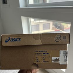 Brand new ASICS Size 8 For Sale! 