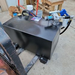 100 Gallon Transfer Tank