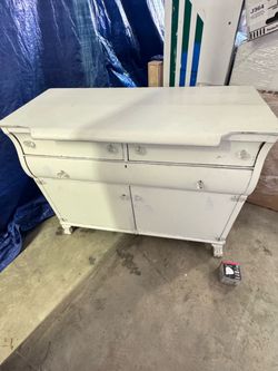 Vintage White Painted Dresser with Glass Knobs