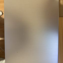 Lenovo Ideapad 3 (cracked screen)