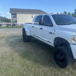 2007 Dodge Ram 3500 Mega Cab 4x4