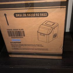 Countertop ice machine
