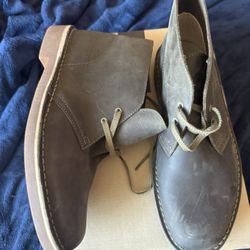 Clark’s Men’s Desert Boots 8
