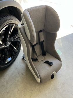 Clek Foonf car seat