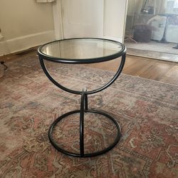 Urban Outfitters Selene Glass Side Table – Black