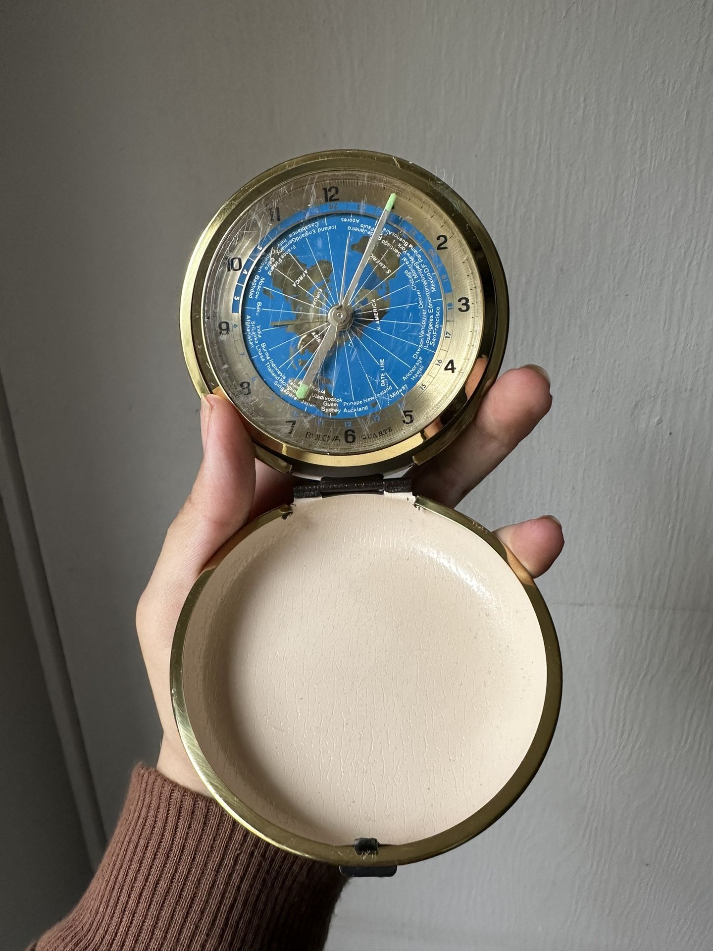 Vintage Bulova Folding Quartz World Time Travel Alarm Clock Japan With Case