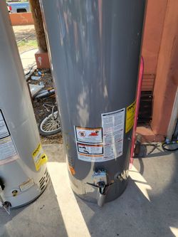Gas Water Heater 50 gal in good condition and Warranty Works Great 19th Ave And Baseline pick up only