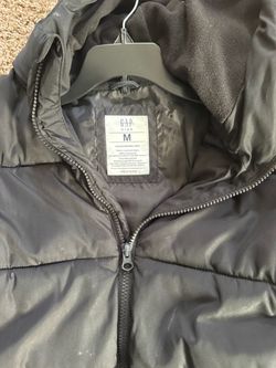 Gap Kids ColdControl Max Puffer Jacket Size M
