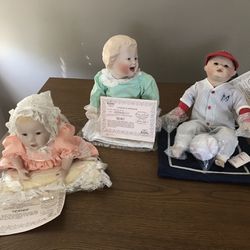 5 Yolanda’s Picture Perfect Babies Porcelain Doll Collection. 